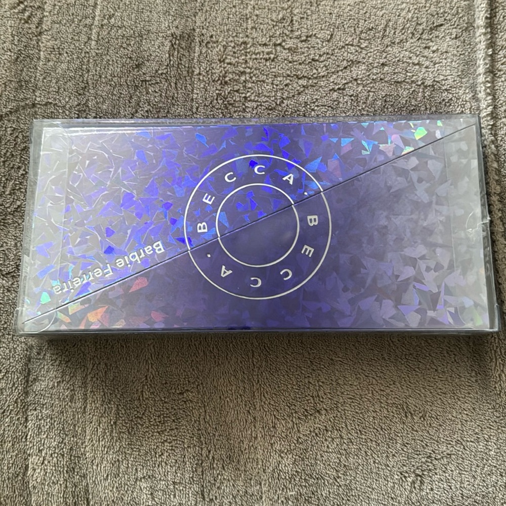 BECCA X BARBIE FERREIRA FACE PALETTE
